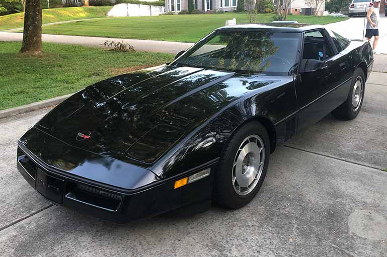 Import classic cars from USA. Chevrolet Corvette 1987.